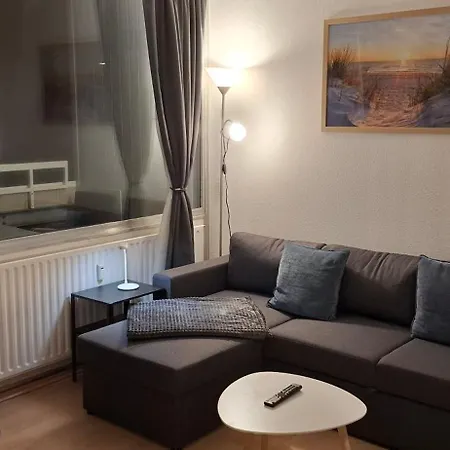 3-zimmer-apartment Stay-at-aj Homes Boenen Mit Komplett Ausgestatteter Kueche, Balkon, 6 Hotel-boxspringbetten & Schlafsofa Sowie Kostenlos Inklusive Bettwaesche & Handtuecher, Verbrauchsartikel, Parkplatz, Wifi & Smarttv * Bonen