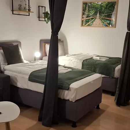 3-zimmer-apartment Stay-at-aj Homes Boenen Mit Komplett Ausgestatteter Kueche, Balkon, 6 Hotel-boxspringbetten & Schlafsofa Sowie Kostenlos Inklusive Bettwaesche & Handtuecher, Verbrauchsartikel, Parkplatz, Wifi & Smarttv Apartment