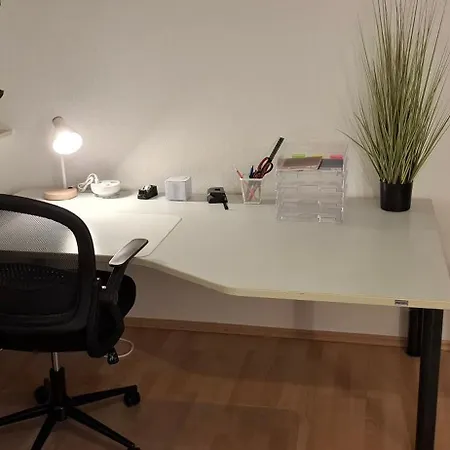 3-zimmer-apartment Stay-at-aj Homes Boenen Mit Komplett Ausgestatteter Kueche, Balkon, 6 Hotel-boxspringbetten & Schlafsofa Sowie Kostenlos Inklusive Bettwaesche & Handtuecher, Verbrauchsartikel, Parkplatz, Wifi & Smarttv Apartment *