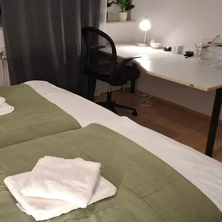 Apartment 3-zimmer-apartment Stay-at-aj Homes Boenen Mit Komplett Ausgestatteter Kueche, Balkon, 6 Hotel-boxspringbetten & Schlafsofa Sowie Kostenlos Inklusive Bettwaesche & Handtuecher, Verbrauchsartikel, Parkplatz, Wifi & Smarttv